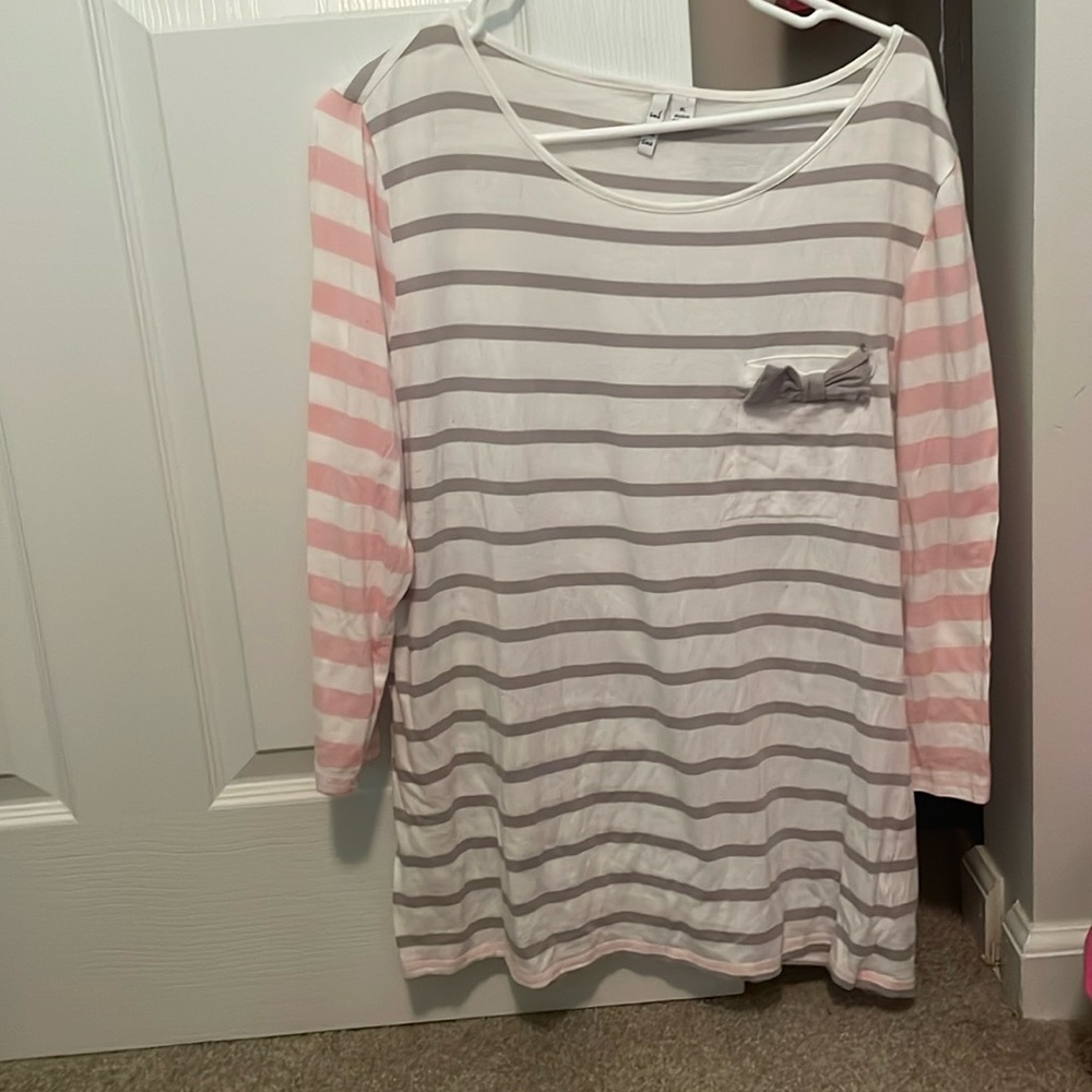 Women 3/4 Sleeve shirt